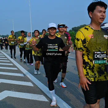 Runner Photo 6676190