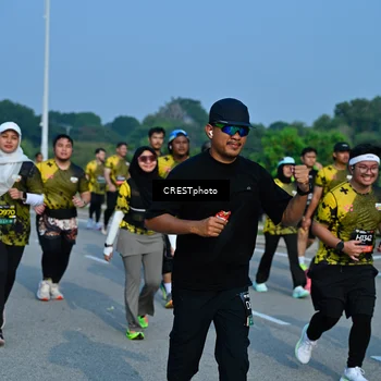 Runner Photo 6676272