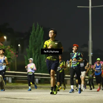 Runner Photo 6676279
