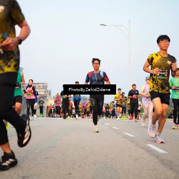 Runner Photo 6676313