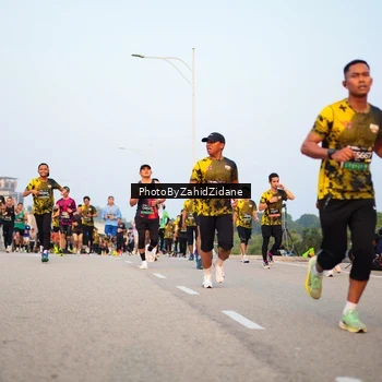 Runner Photo 6676323