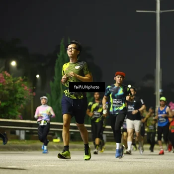 Runner Photo 6676422