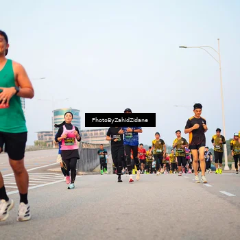 Runner Photo 6676481