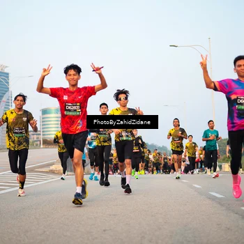 Runner Photo 6676498