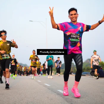 Runner Photo 6676513