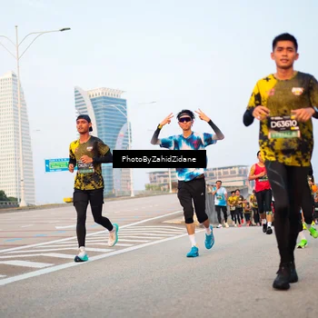Runner Photo 6676548