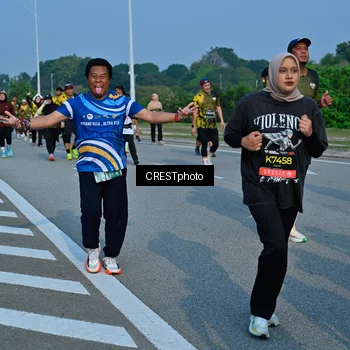 Runner Photo 6676556