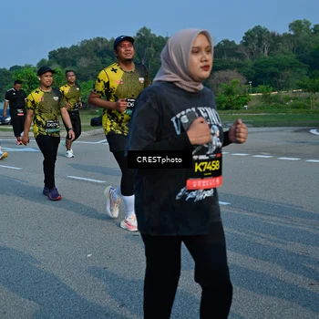 Runner Photo 6676567