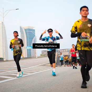 Runner Photo 6676578