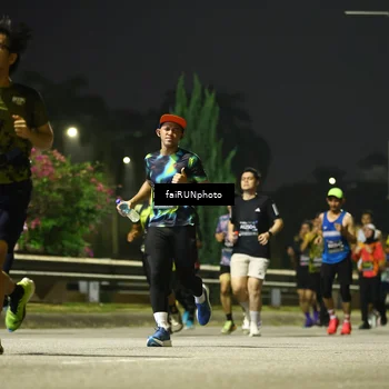Runner Photo 6676615