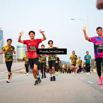 Runner Photo 6676625