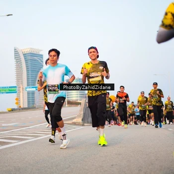 Runner Photo 6676663
