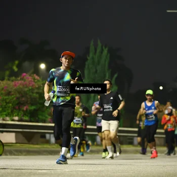 Runner Photo 6676684