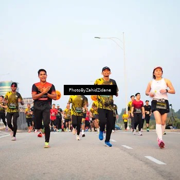 Runner Photo 6676698