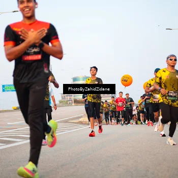 Runner Photo 6676743