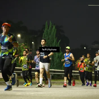 Runner Photo 6676808