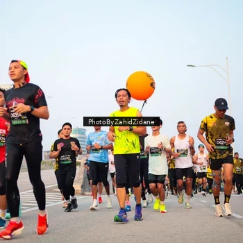 Runner Photo 6676835