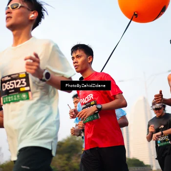 Runner Photo 6676873