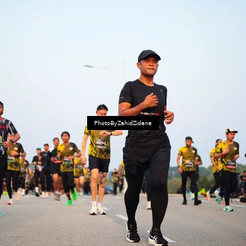 Runner Photo 6676911