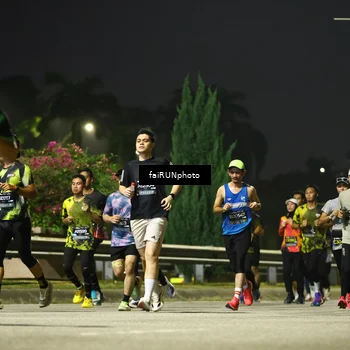 Runner Photo 6676928