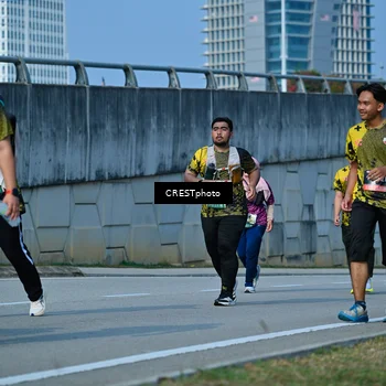 Runner Photo 6676992