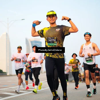 Runner Photo 6676998