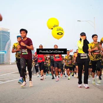 Runner Photo 6677065