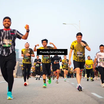 Runner Photo 6677074
