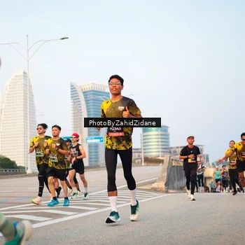 Runner Photo 6677171