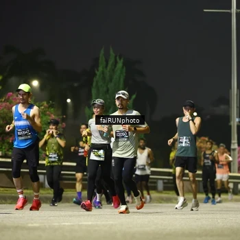 Runner Photo 6677200