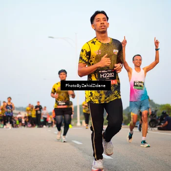 Runner Photo 6677237