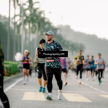 Runner Photo 6677338