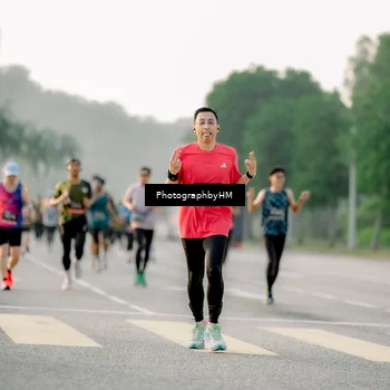 Runner Photo 6677342