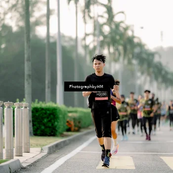 Runner Photo 6677360