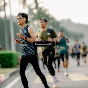 Runner Photo 6677384