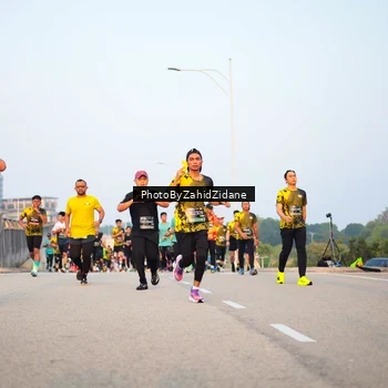 Runner Photo 6677388