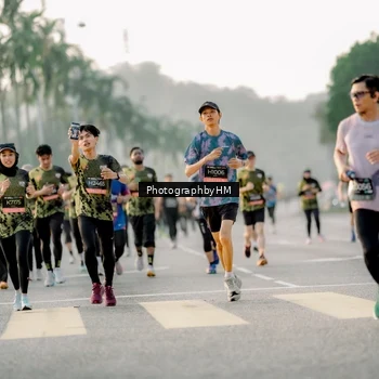 Runner Photo 6677394