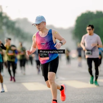 Runner Photo 6677398