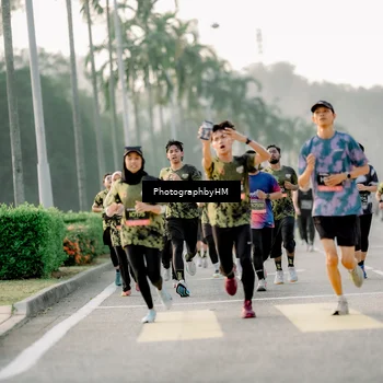 Runner Photo 6677410
