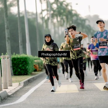 Runner Photo 6677422