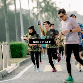 Runner Photo 6677430