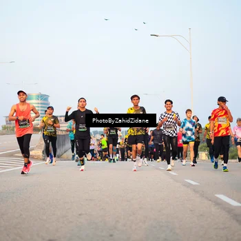 Runner Photo 6677462