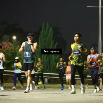 Runner Photo 6677488