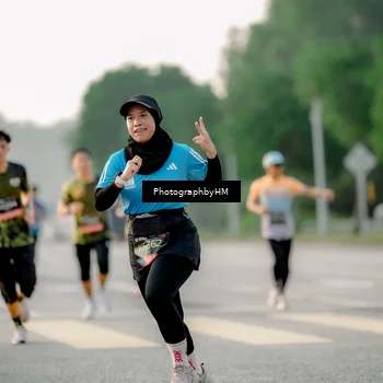 Runner Photo 6677494