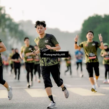 Runner Photo 6677529