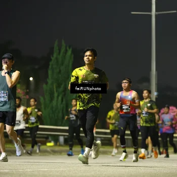 Runner Photo 6677534