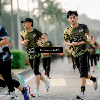 Runner Photo 6677538