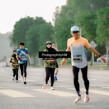 Runner Photo 6677581