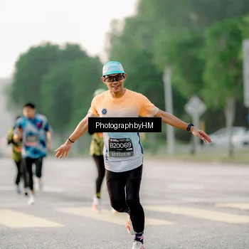Runner Photo 6677590