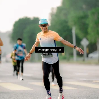 Runner Photo 6677597